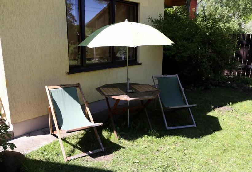 פנסיון Guest House šampētera Māja