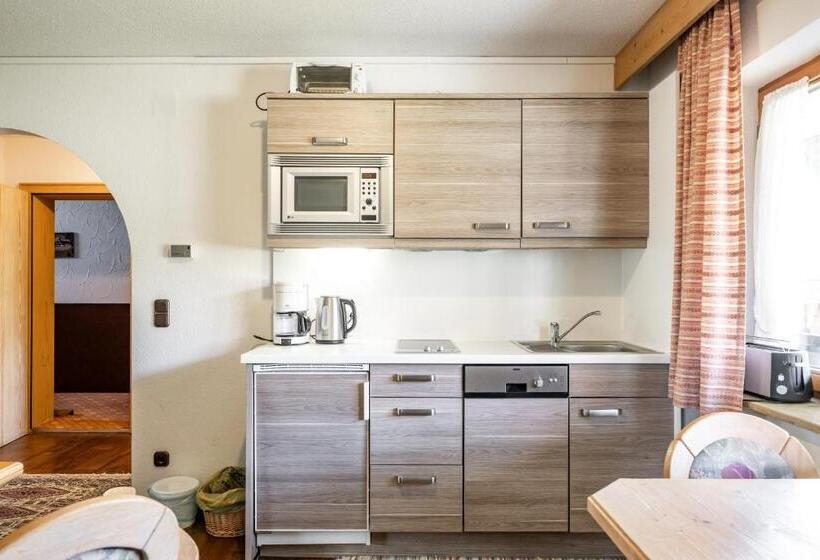بنسيون Haus Widdersteinblick