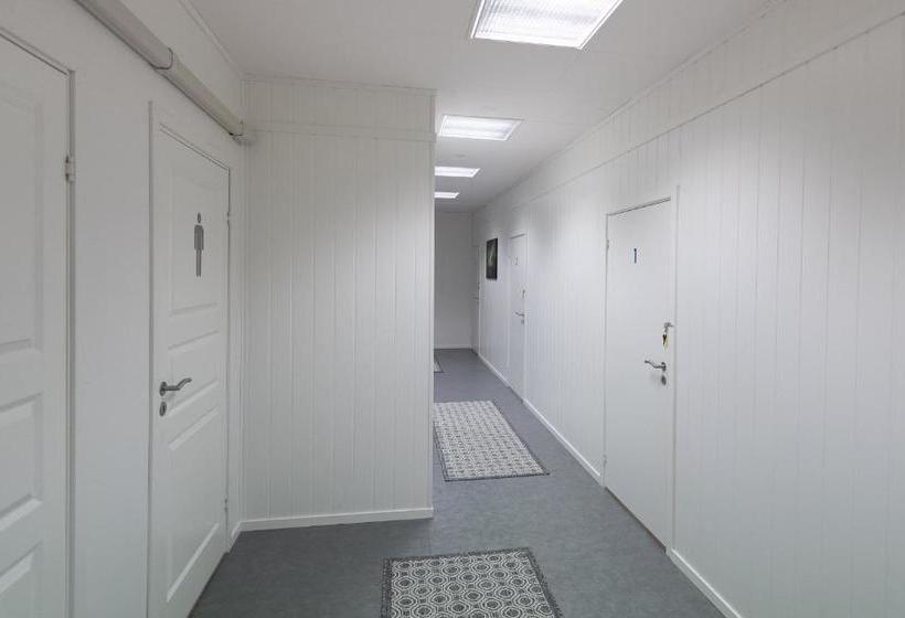 פנסיון Kristina Apartment & Alma House