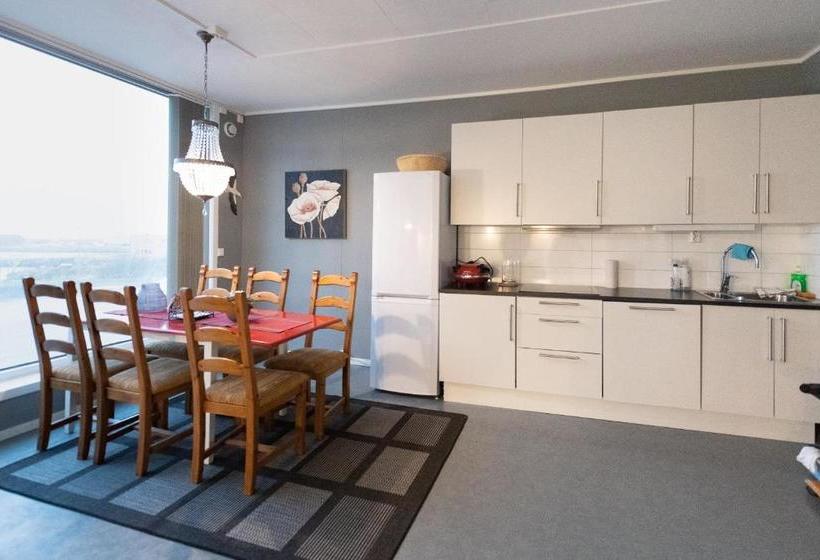 פנסיון Kristina Apartment & Alma House