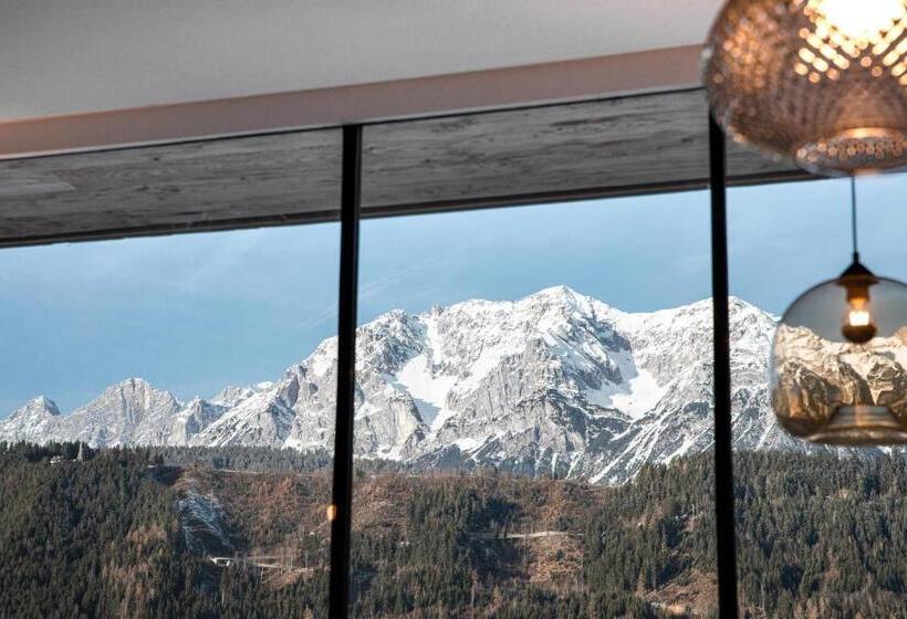 پانسیون Rohrmooser Schlössl