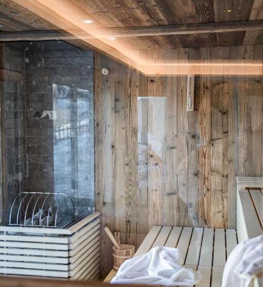 پانسیون Rohrmooser Schlössl