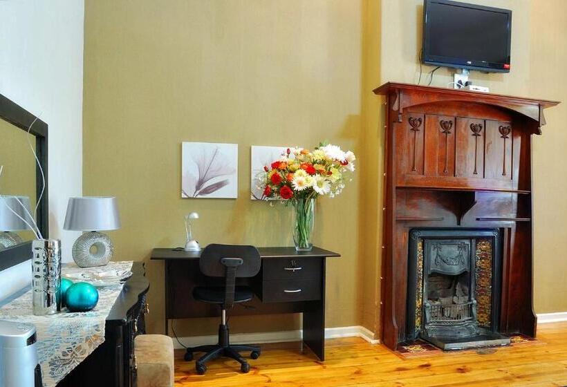 Пансион Tranquil Guest House