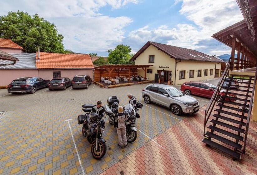 ペンション Turciansky Dvor   Apartmany Turiec