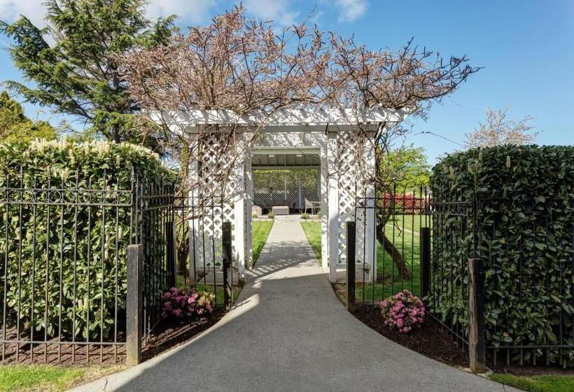 فندق صغير Nantucket Inn  Anacortes