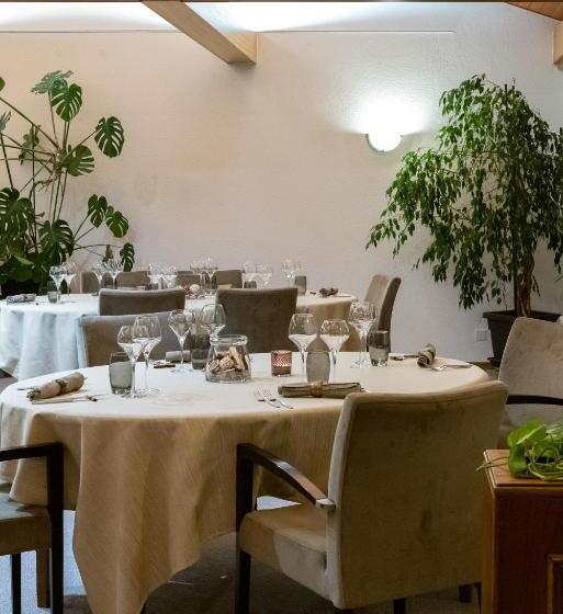 בית מלון כפרי Auberge Du Prévoux