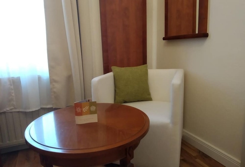 پانسیون Gästehaus Residenz Lapeiner