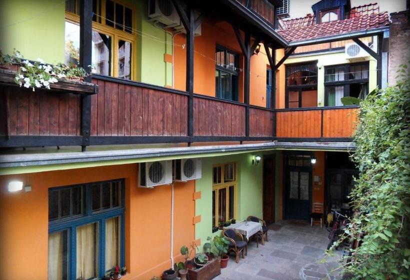 پانسیون Guest Accommodation Etno Konak Tašana