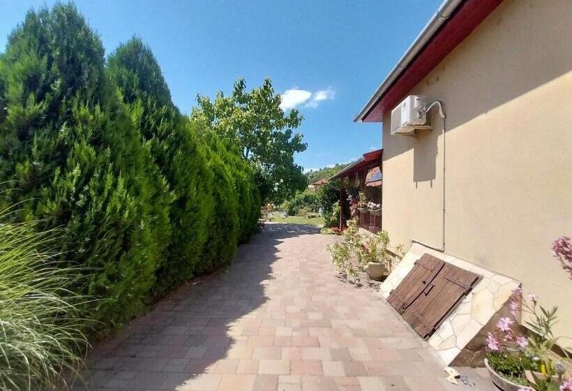 פנסיון Lipták Vendégház