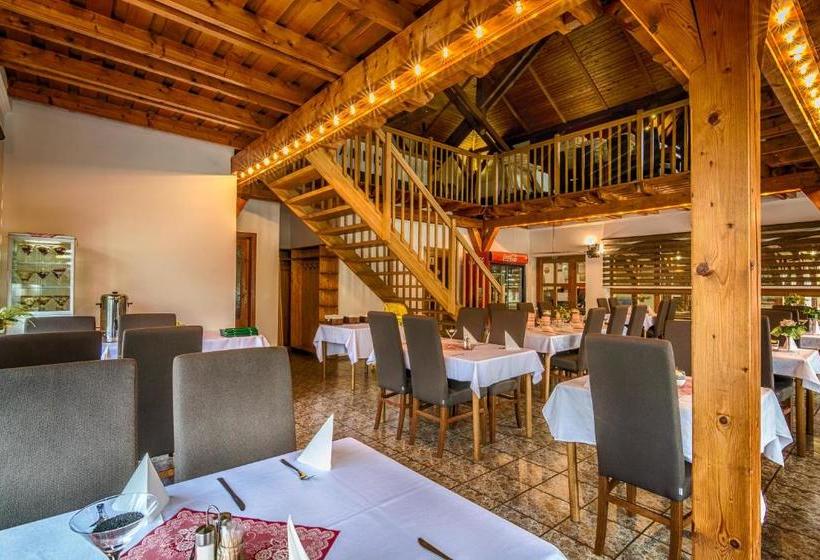 بنسيون Penzion Almada