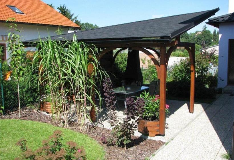 پانسیون Penzion Lilie