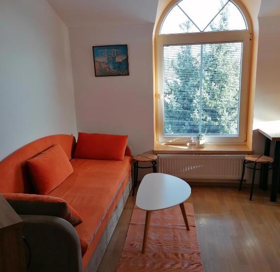 پانسیون Penzion Lilie