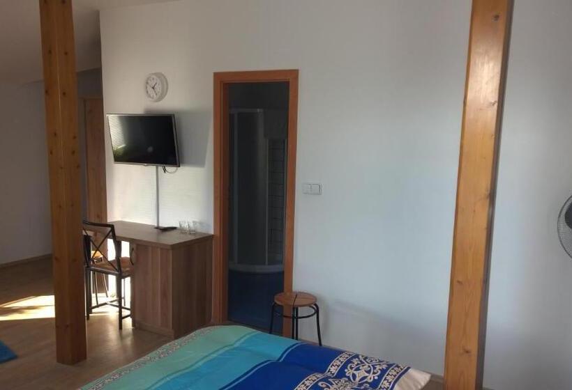 پانسیون Penzion Lilie