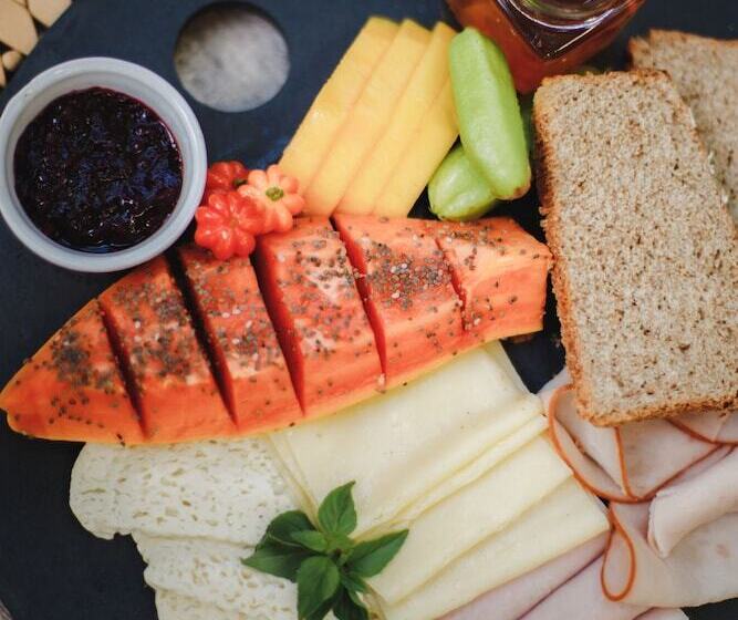 پانسیون Pousada Seis E Meia