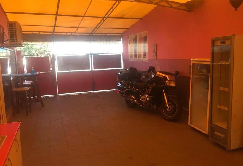 هاستل Casa Roz