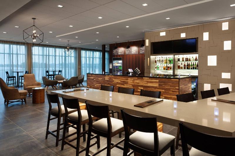 فندق Courtyard By Marriott Winter Haven