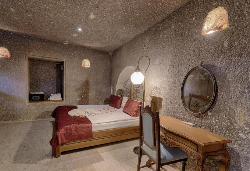 هتل Hera Cave Suites