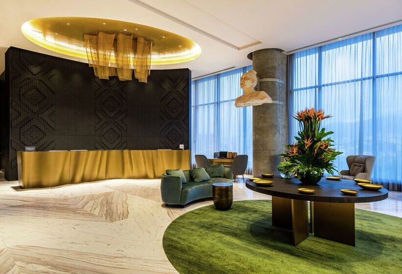 هتل Hilton Bogota Corferias