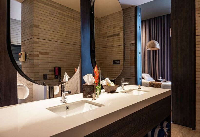 هتل Hilton Bogota Corferias