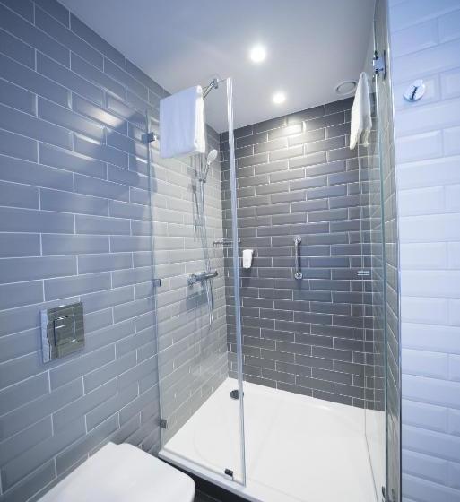 בית מלון כפרי Holiday Inn Express Moscow  Baumanskaya, An Ihg