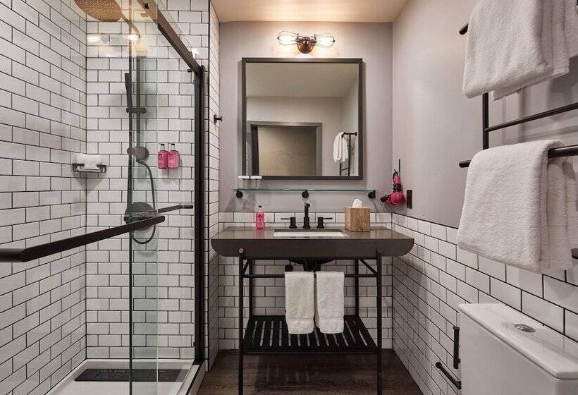 هتل Moxy Atlanta Midtown