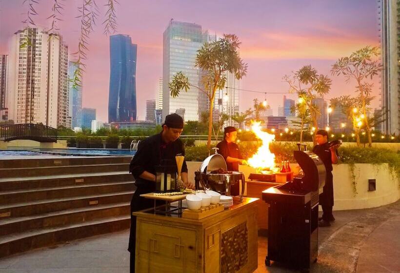 هتل Swissbelresidences Rasuna Epicentrum