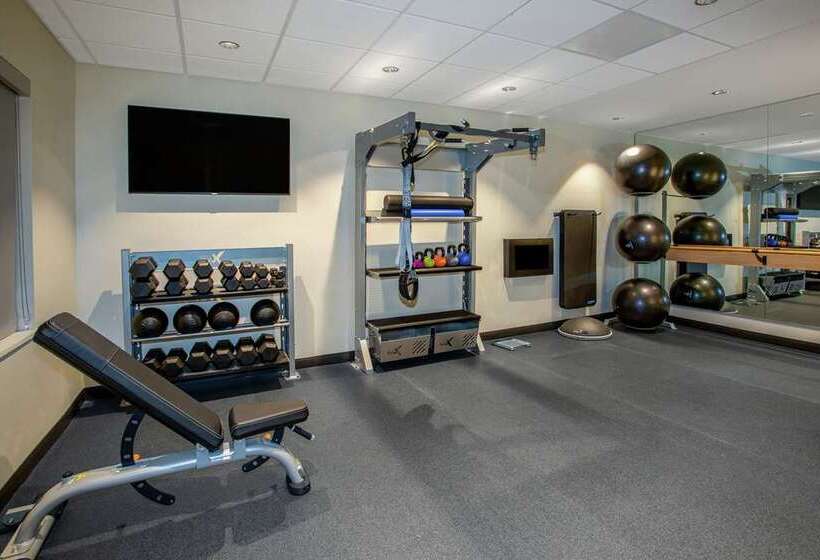 בית מלון כפרי Tru By Hilton Salt Lake City Midvale