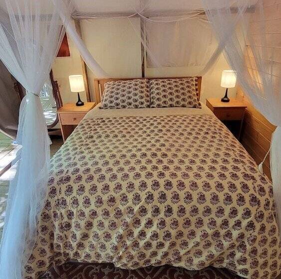 モーテル Dwight Riverside Inn