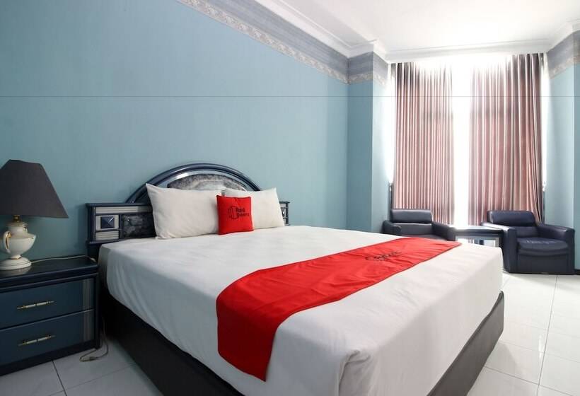 پانسیون Reddoorz Near Malioboro Mall