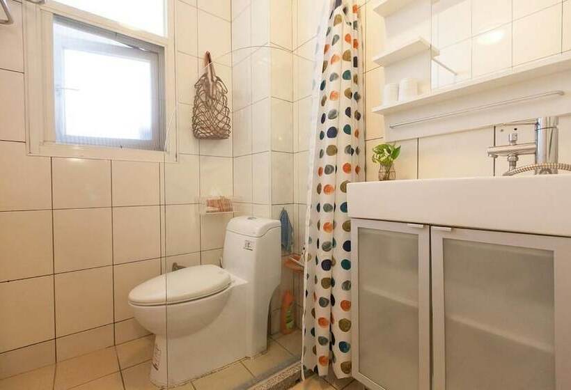 تختخواب و صبحانه Yilan Wind