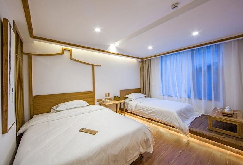 ベッドアンドブレックファースト Wuyishan Old Street Hill Lodge