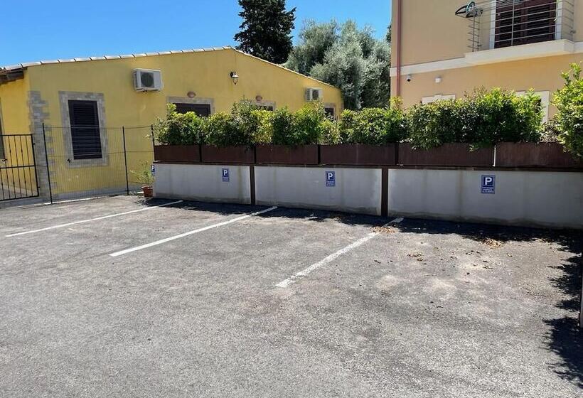 مسافرخانه Le Case Al Quadrato