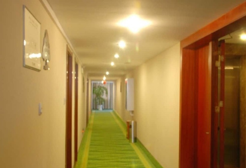 호텔 Greentree Inn Chizhou Guichi District South Changjiang Road Express