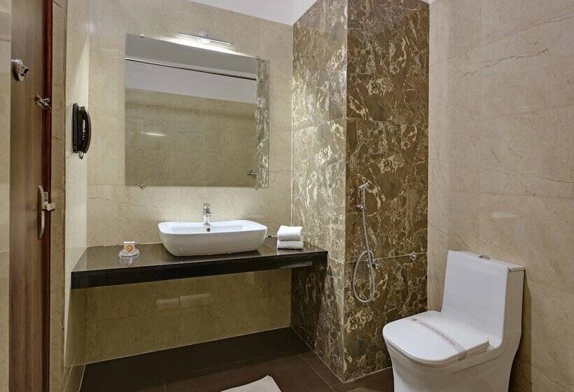 Hotel Highway King Behror Neemrana