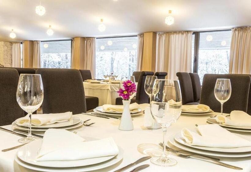 בית מלון כפרי Rilets Resort & Spa