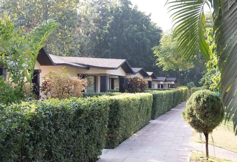 Manu Maharani Resorts