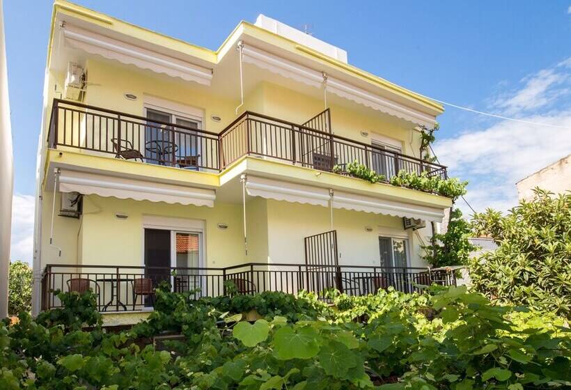 Famelia Studios Lampiris