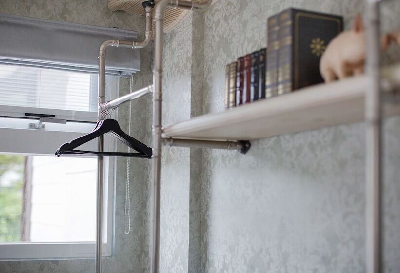 تختخواب و صبحانه R&j Guesthouse