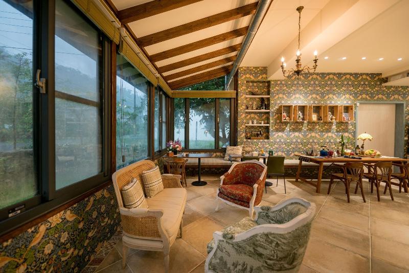 تختخواب و صبحانه R&j Guesthouse