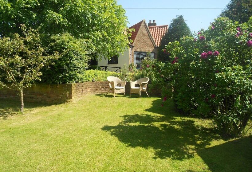 مبيت وإفطار Villa Farm Cottage
