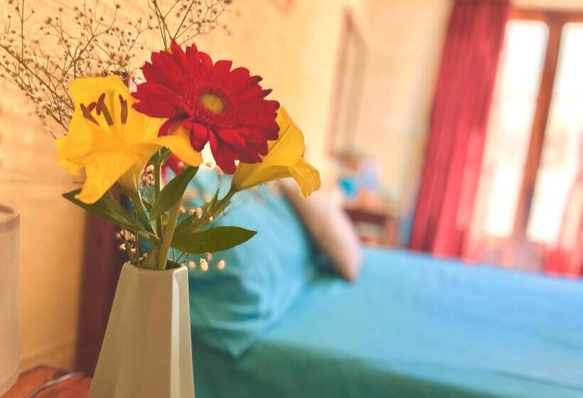 Grotto's Paradise B&b