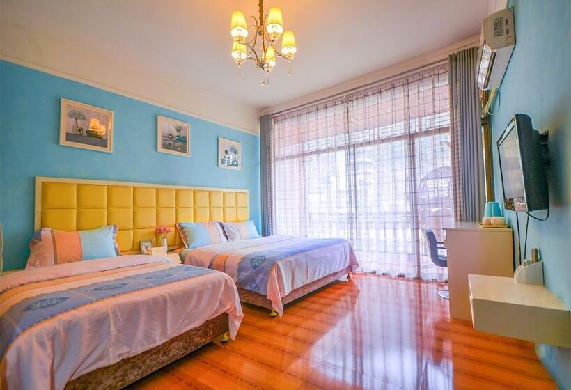 簡易ホテル Fenghuang Joy Riverview
