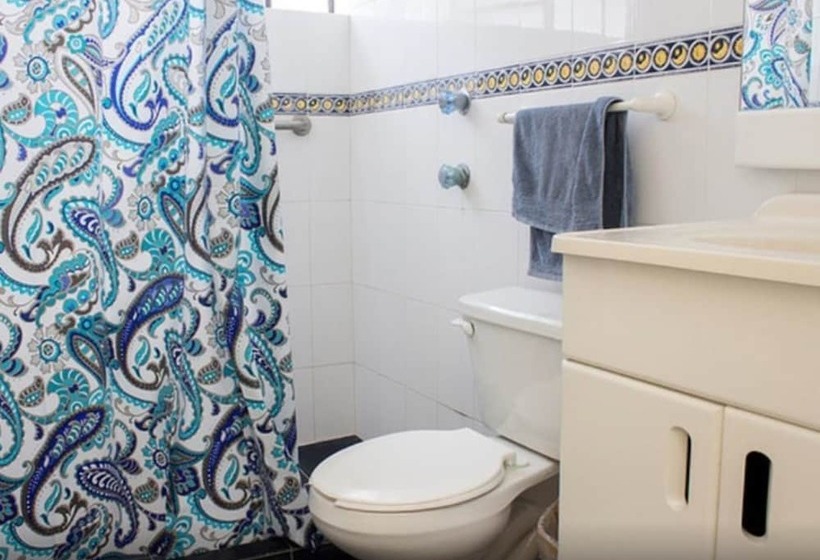 فندق Hostal Casa Viajero   Hostel