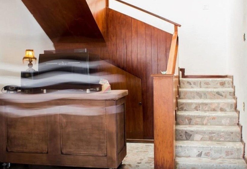 فندق Hostal Casa Viajero   Hostel