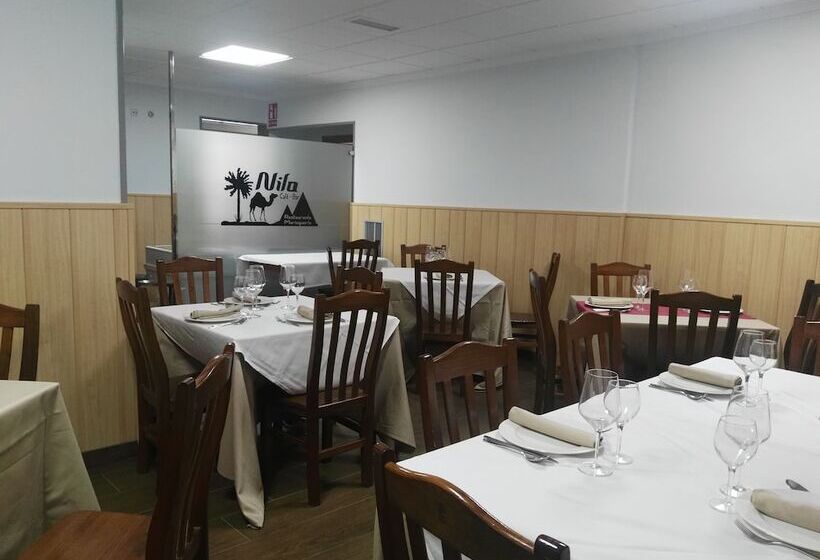 هتل Hostal Nilo