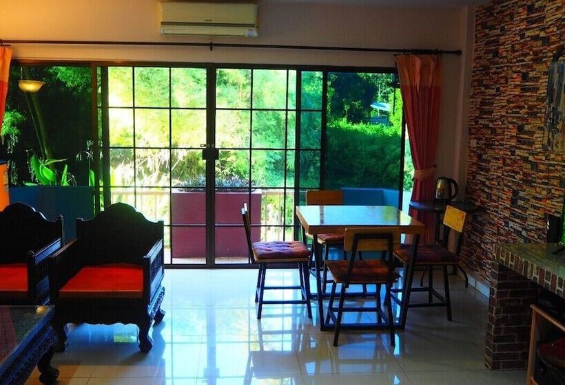 هتل Poolvilla Chiangmai