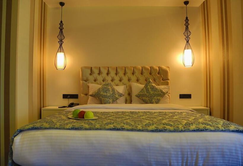 Pelit Otel