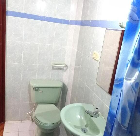 هاستل El Turista