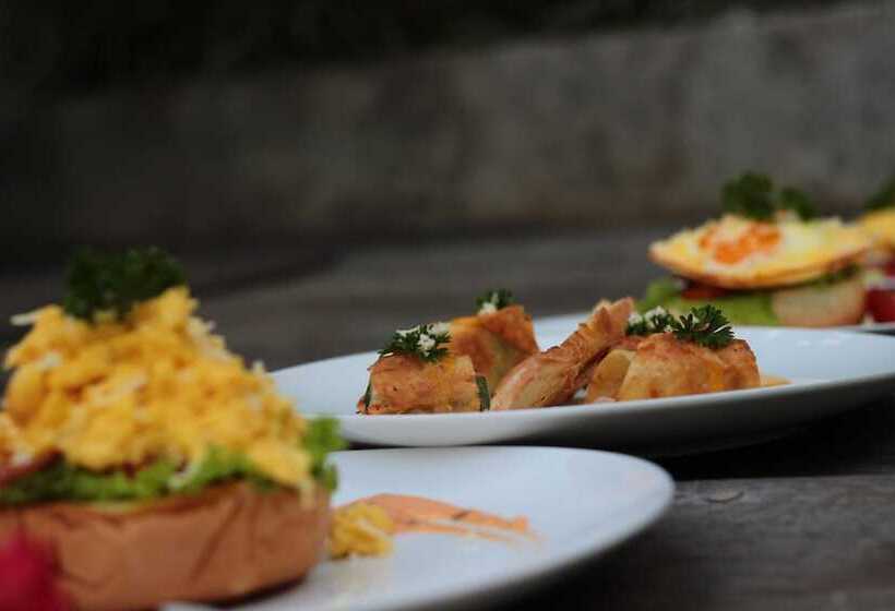 민박 Ubud Suites