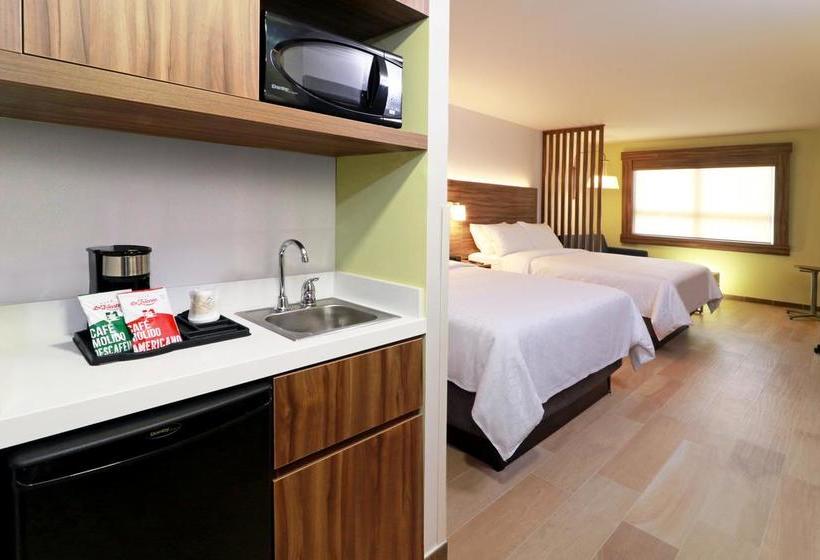 فندق Holiday Inn Express & Suites Playa Del Carmen